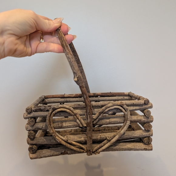 Rustic Wooden Heart Basket - Picture 1 of 7